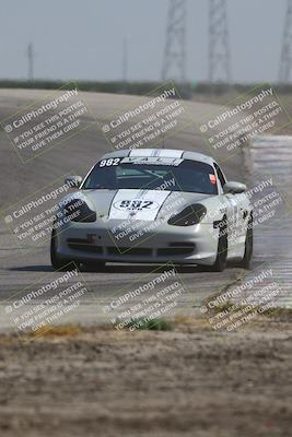 media/Jun-01-2025-PCA Golden Gate (Sun) [[9e4b10205a]]/Club Race/Race (Outside Grapevine)/